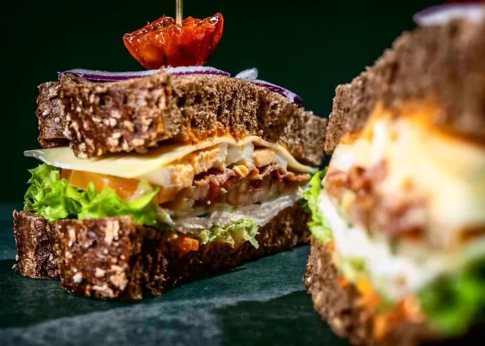 Grand Cafe Goejje Отель